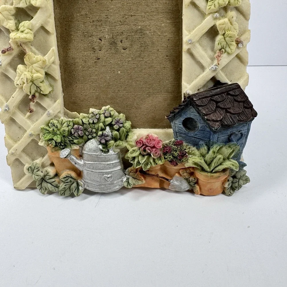 Jordan Mark Secret Garden Floral Birdhouse Resin Photo Frame Cottagecore Vintage